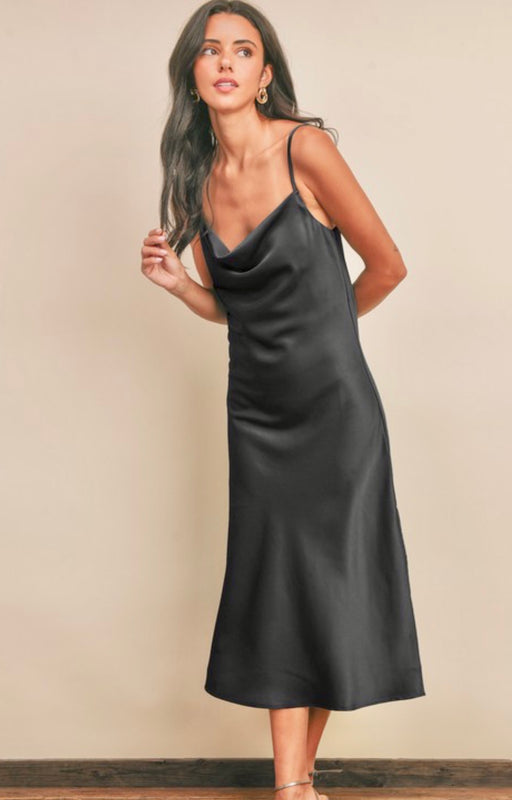 Bond Girl Black Midi Slip Dress Style Sophistique Bond Girl Black Midi Slip Dress Style Sophistique